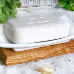 Porcelain Soap Dish On Olive Wood Plate - thumbnail 3