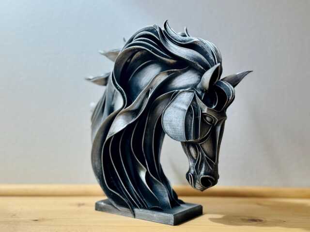 Horse Bust - Metallic Silver Equestrian Decor 3D Printed Layered Design - image 1