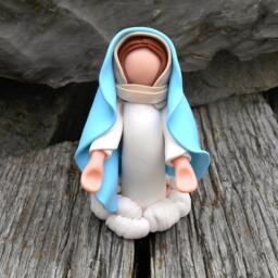 Statue Of Mary, Assumption Miniature Catholic Statue, Gift, Clay Sculpture, Medjugorje, Queen Heaven, Rosary - thumbnail 2