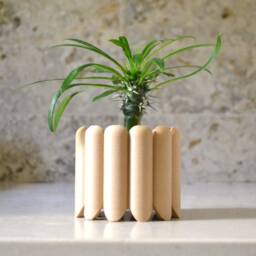 "Wood Mid Century Planter ""Ladyfingers" - thumbnail 1
