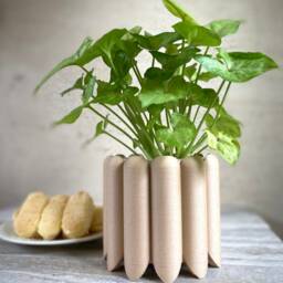 "Wood Mid Century Planter ""Ladyfingers" - thumbnail 3
