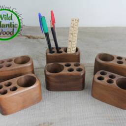 Small Wooden Desk Caddy, Pencil & Pen Holder, Wood Organizer, Walnut Sapele Accessory, Personalized Gift - thumbnail 2