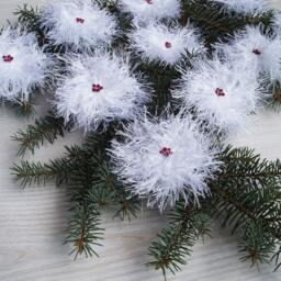 Handmade White Christmas Snowflakes Red Wooden Beads, Handcrafted Party Ornament, Holiday Home Decor, Fluffy - thumbnail 2