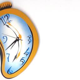 Turning - Handmade Surreal Melting Clock, Wall Home Decor - thumbnail 2
