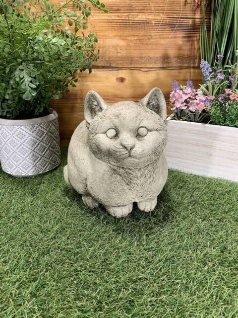 stone Garden Large Fat Cute Detailed Cat Ornament Gift - image 1