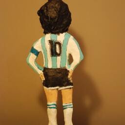 Maradona Sculpture, Handmade Figure, Paper Mache - thumbnail 2