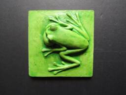 Spring Peeper Frog Concrete Feature Tile - thumbnail 1