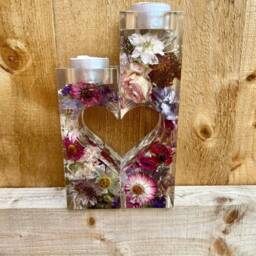 Flower Preservation Tea Light Holder/Wedding Flowers Bouquet Funeral Resin Heart Freestanding Candle - thumbnail 2