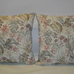 2 Tapestry Style Floral Design Cushions 16 - thumbnail 2