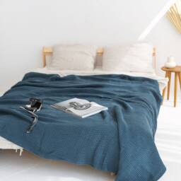 Waffle Linen Blanket, Linen Throw Bed in Waffle Pattern, Bedspread, Queen King Bed Cover, Coverlet - thumbnail 3