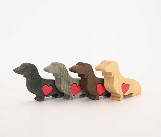 Personalised Wooden Dachshund Figurine, Commemorative Dog Ornament, Owner Mother's Day Gift - image 1