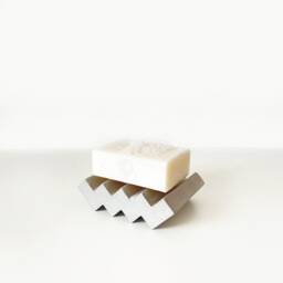 Concrete Soap Dish Zig Zag Drain, Modern Bathroom Accessory - thumbnail 3