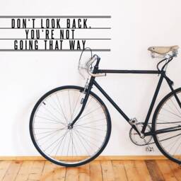 Wall Decal Quote Don't Look Back Typo Saying Wall Sticker, Motivational in Cinema Arthouse Style, Inspirational Motivation - thumbnail 3