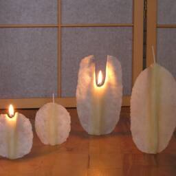 Small Angel Candles, Hand-Shaped From Beeswax - thumbnail 2