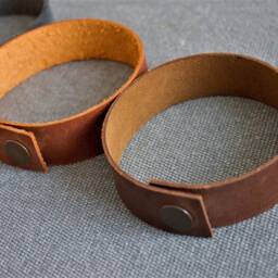 Minimalist Leather Curtain Tie Back, Drape Holder Window Treatment Strap - thumbnail 4
