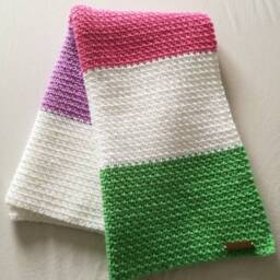 Crochet Blanket - Baby Shower Handmade Gift For Mum To Be - thumbnail 2