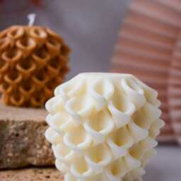 Handmade Soy Beeswax Sculptural Candle Home Decor Gift - thumbnail 3