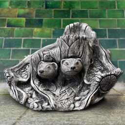 Hedgehog Couple in Burrow Statue Family Figurine Woodland Animal Sculpture Stone Hedgehogs Hole Ornament Forest Decoration - thumbnail 1
