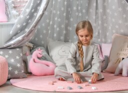 Crochet Nursery Rug/Baby Pink Round Floor Scandinavian Kids Room