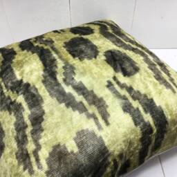 Handwoven Silk Ikat Pillow Cover 20x20, Modern Home Decor - thumbnail 4