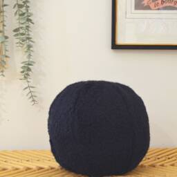Ball Cushion - Handmade in France Curly Wool - thumbnail 2