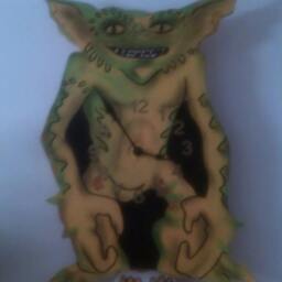 Gremlins Pendulum Clock With Swinging Gizmo - thumbnail 2