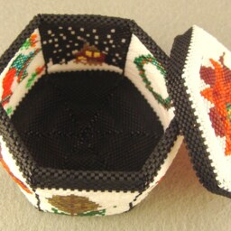 Little Treasures Beaded Box - thumbnail 3