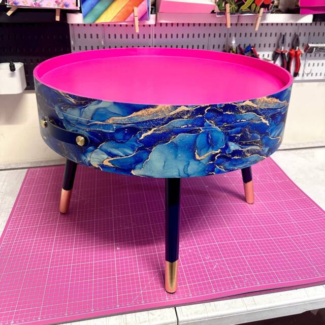 Round Coffee Table , Blue & Gold Marble Effect. Navy Metallic Hot Pink, Lift Off Top Storage. End Lounge - image 1