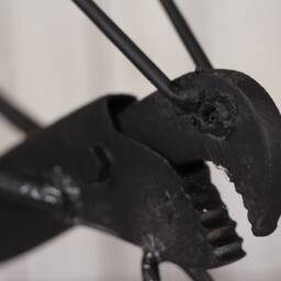 Handmade Recycled Metal Grasshopper Sculpture Steampunk Art Toy - thumbnail 4