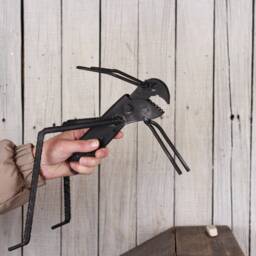 Handmade Recycled Metal Grasshopper Sculpture Steampunk Art Toy - thumbnail 3