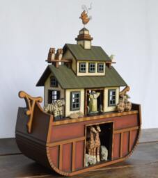 Wood Noah's Ark Hand Crafted - thumbnail 1