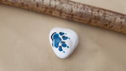 Hand Painted Medicine Stone - Totem Animal Wolf Ref Wolf Paw 16
