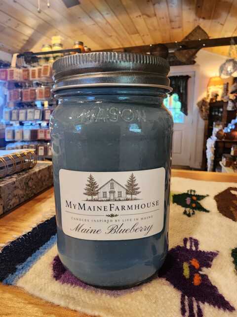 Maine Blueberry Soy Candle Natural, Non-Toxic, Eco-Friendly - image 1