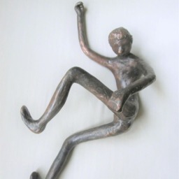 Last Copy/ Dady Bronze Figure Hanging On Nylon Wire/ Man Climbing Against The Wall/ Black Patin/ Part Of Billies Family/ 10.3 - thumbnail 3