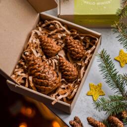 Pine Cone Candles, Christmas Candle, Holiday Decor, Winter Home Tabel Gift Candle - thumbnail 4