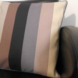 Piped Cushion Cover in Striped Fabric 40x40 cm - thumbnail 2
