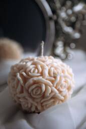 Large Rose Ball Candle - Valentine's Gift Mother's Day Soy Wax Handmade - thumbnail 1