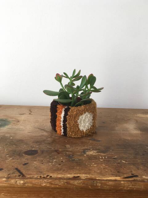 Mosaic Tufted Plant Pot - Copper Sand Black - Extra Small Size - image 1