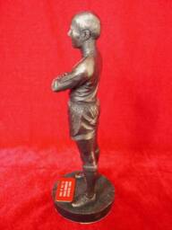 Sir Bobby Charlton Bronzed Sculpture - Manchester United Legend - thumbnail 2