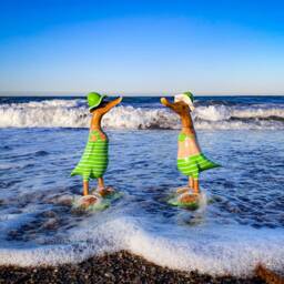 Running Duck With Hat & Flip Flops in A Green White Striped Swimsuit 25 cm High - thumbnail 2