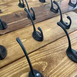 Chunky Dark Oak Coat Rack Rustic Reclaimed Wood Wall Hanger 10 Black Sturdy Hooks - thumbnail 3
