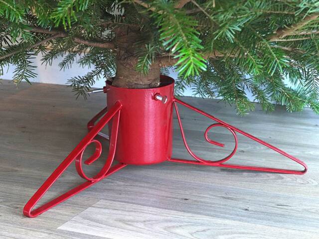 Scrolled Sussex Christmas Tree Stand - 3 Legs - image 1