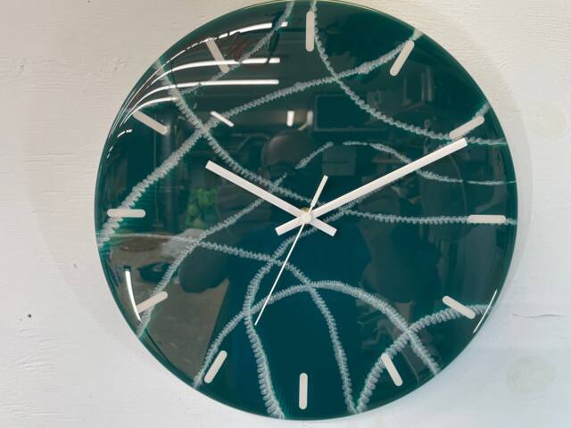 33cm Dark Green & White Abstract Modern Resin Wall Clock, Unusual Decor, Unique Clocks - image 1