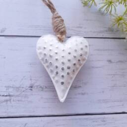 White Metal 3D Hanging Heart Decoration With Silver Dot Detail - Rustic Shabby Wedding Gift Christmas - thumbnail 2