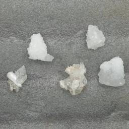 Apophyllite 5Pc - Crystal Specimens Lotapo2 - thumbnail 1