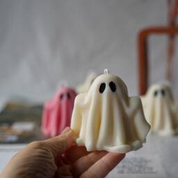 Ghost Soy Wax Candle Spooky Halloween Autumn Decor - thumbnail 2