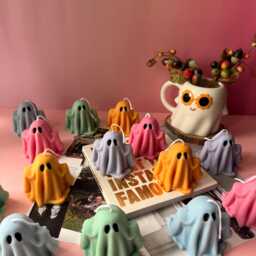Ghost Soy Wax Candle Spooky Halloween Autumn Decor - thumbnail 4