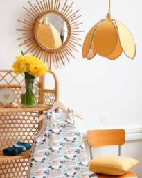 Simple Flower Pendant Light - Honey & Gold