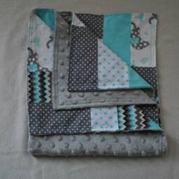Giraffe Patchwork Baby Stroller Blanket - Gray, Teal, & White Blanket, Nursery Bedding, Gender Neutral Nursery, Shower Gift - thumbnail 3