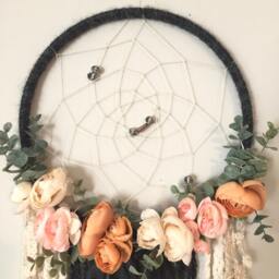 Floral Dreamcatcher, Boho Nursery Decor, Yarn Wall Hanging - thumbnail 3